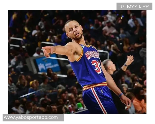 路威建议库里转型为雷阿伦式定点射手迎接职业生涯新阶段