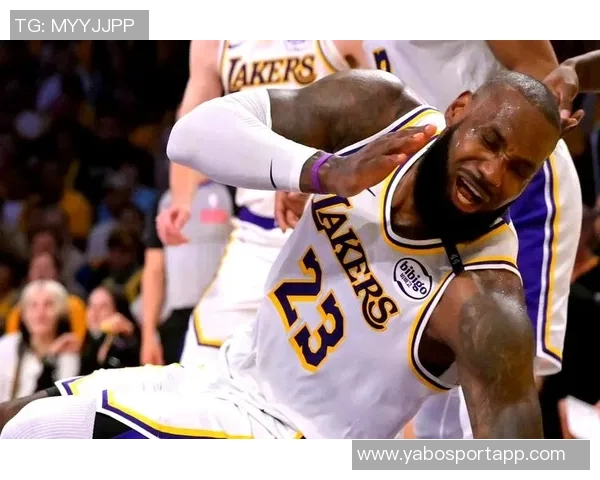 詹姆斯坦言太阳防守强势导致我们频繁失误快攻失分严重