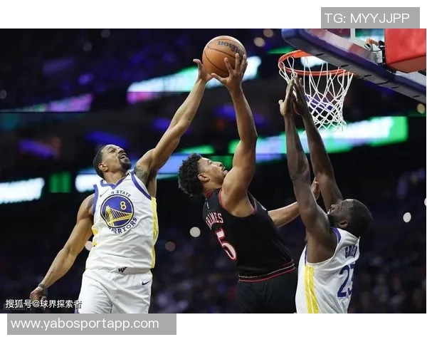 76人新秀埃奇库姆补篮绝杀勇士马克西钉板拒绝反击成功