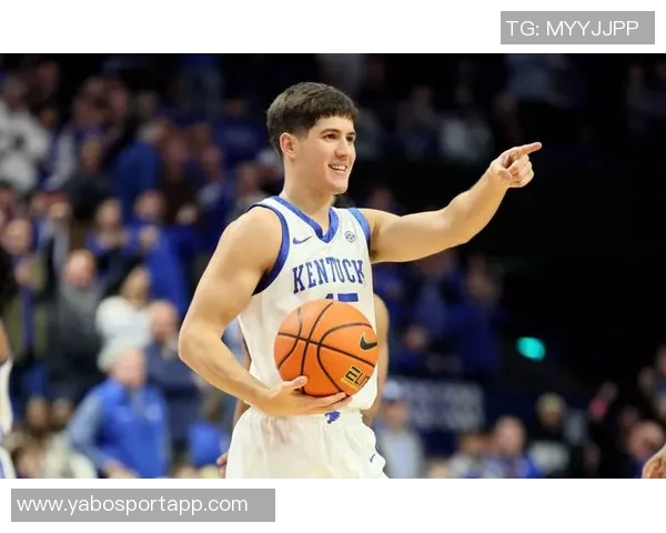 徐静雨分析谢泼德竞争火箭核心地位库里应好好休养避免重蹈哈登覆辙