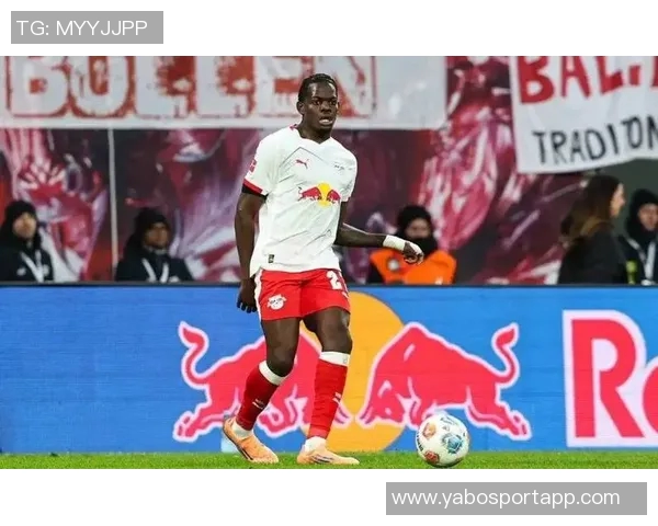 埃贝尔期待与于帕梅卡诺续约称其为世界顶级后卫之一